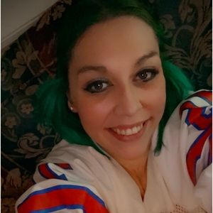 Meet your Posher, Julie